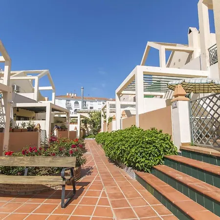 Parador Antali - 15 * 内尔哈